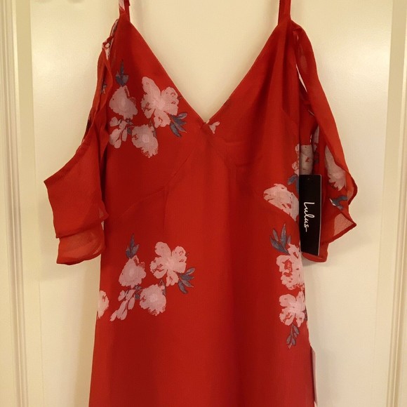 NWT LuLu’s Love in Bloom Dress Small Red Floral Print Off-the-Shoulder High-Low - Picture 6 of 11